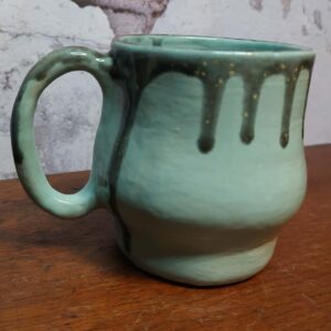 Bowed Teal . Mug
